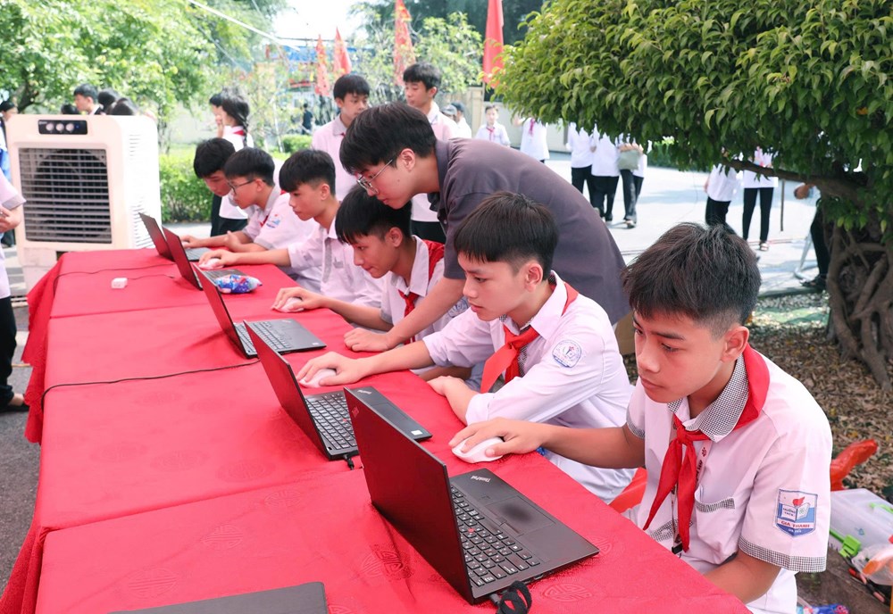 Ninh Bình: Triển khai sàng lọc sức khỏe tâm lý học đường trên nền tảng số - ảnh 2