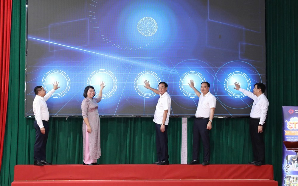 Ninh Bình: Triển khai sàng lọc sức khỏe tâm lý học đường trên nền tảng số - ảnh 1