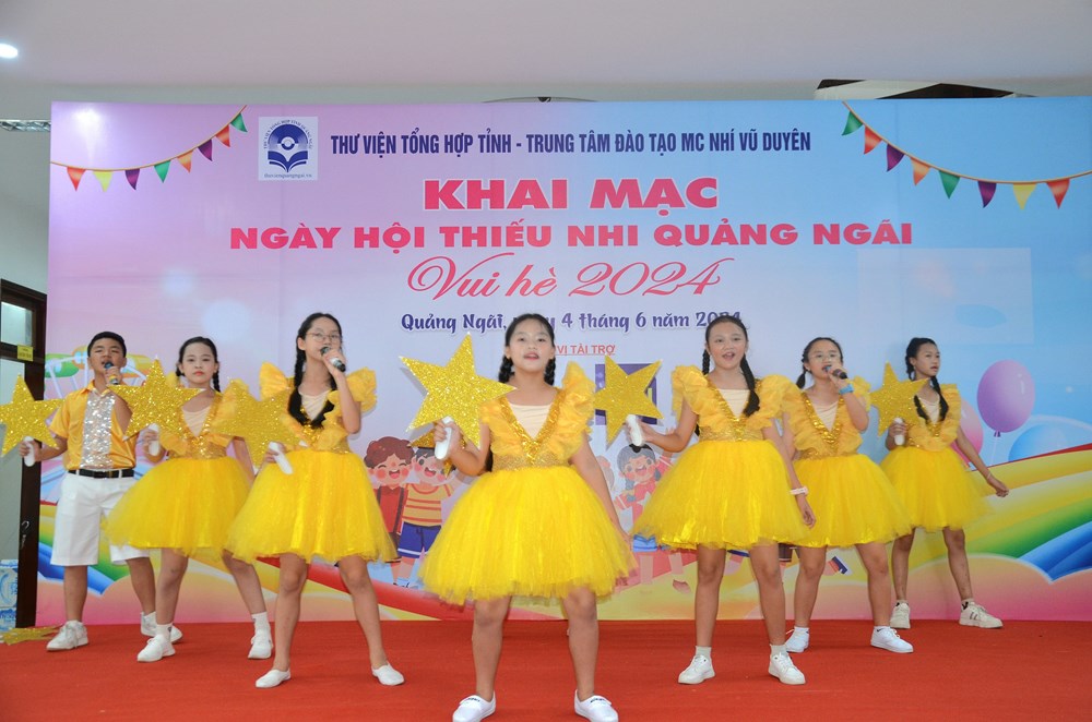 Khai mạc “Ngày hội thiếu nhi Quảng Ngãi vui hè” - ảnh 1