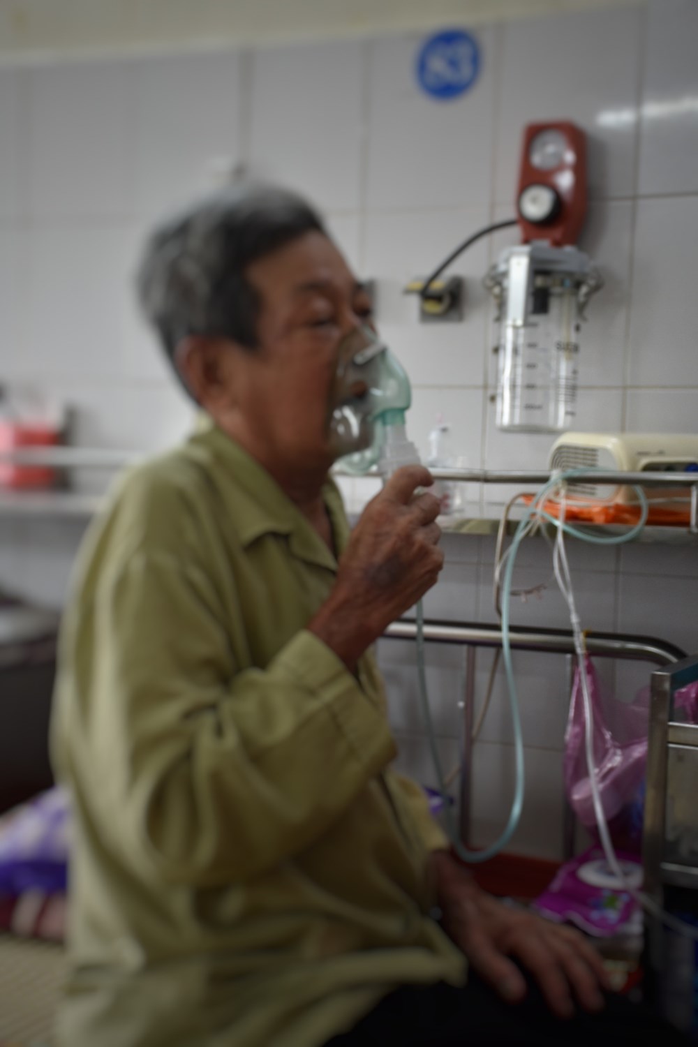Gánh nặng bệnh tật và kinh tế từ hút thuốc lá - ảnh 2