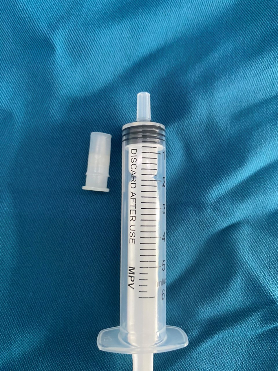 Cứu sống bé 7 tuổi mắc dị vật đường thở - ảnh 2