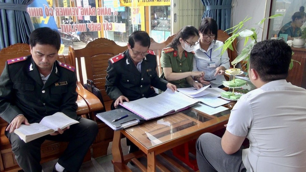 Mạnh tay xử lý cơ sở nha khoa “dỏm” - ảnh 1