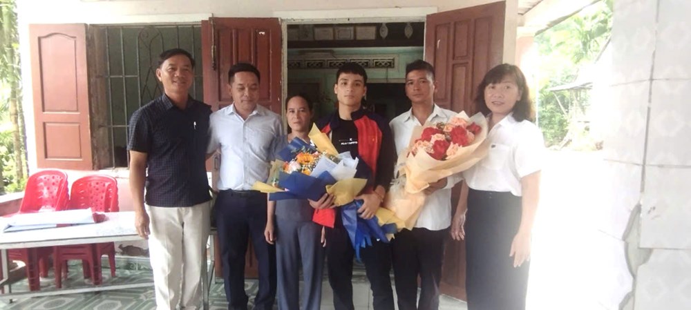 Đón VĐV Đinh Văn Tâm đoạt HCV tại Giải vô địch Wushu châu Á - ảnh 2