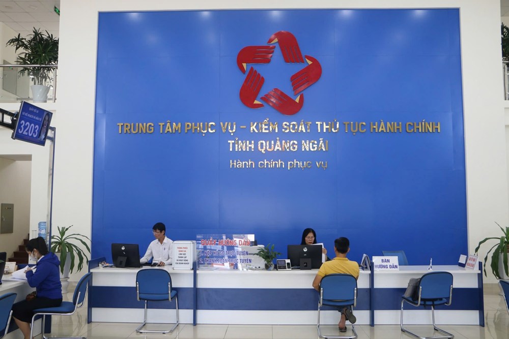 Quảng Ngãi dẫn đầu thanh toán trực tuyến dịch vụ công - ảnh 1