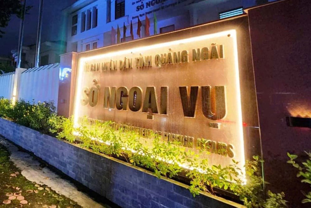 Sáp nhập Sở Ngoại vụ vào Văn phòng UBND tỉnh - ảnh 1