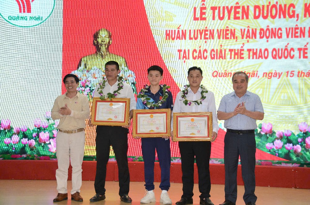 Quảng Ngãi tuyên dương, khen thưởng HLV, VĐV đạt thành tích xuất sắc - ảnh 1