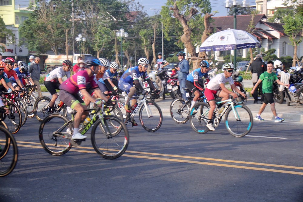 Hơn 1.000 VĐV tham gia Ngày chạy Olympic vì sức khỏe toàn dân - ảnh 3