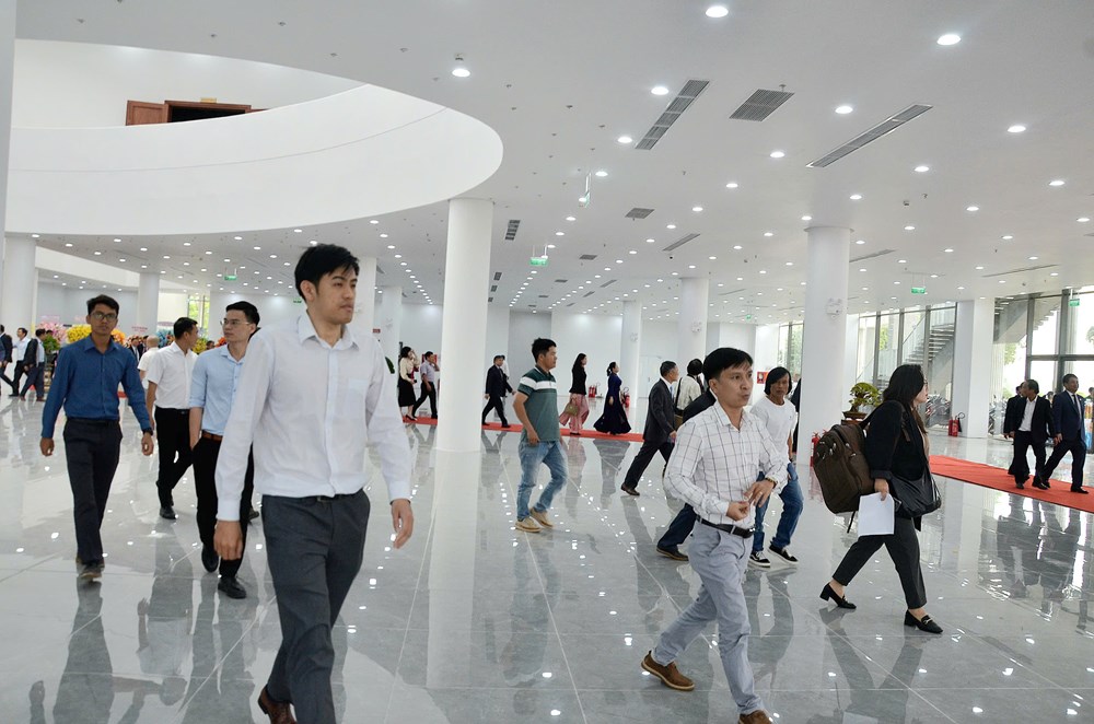 Lễ Gắn biển công trình Trung tâm Hội nghị và Triển lãm tỉnh Quảng Ngãi - ảnh 5