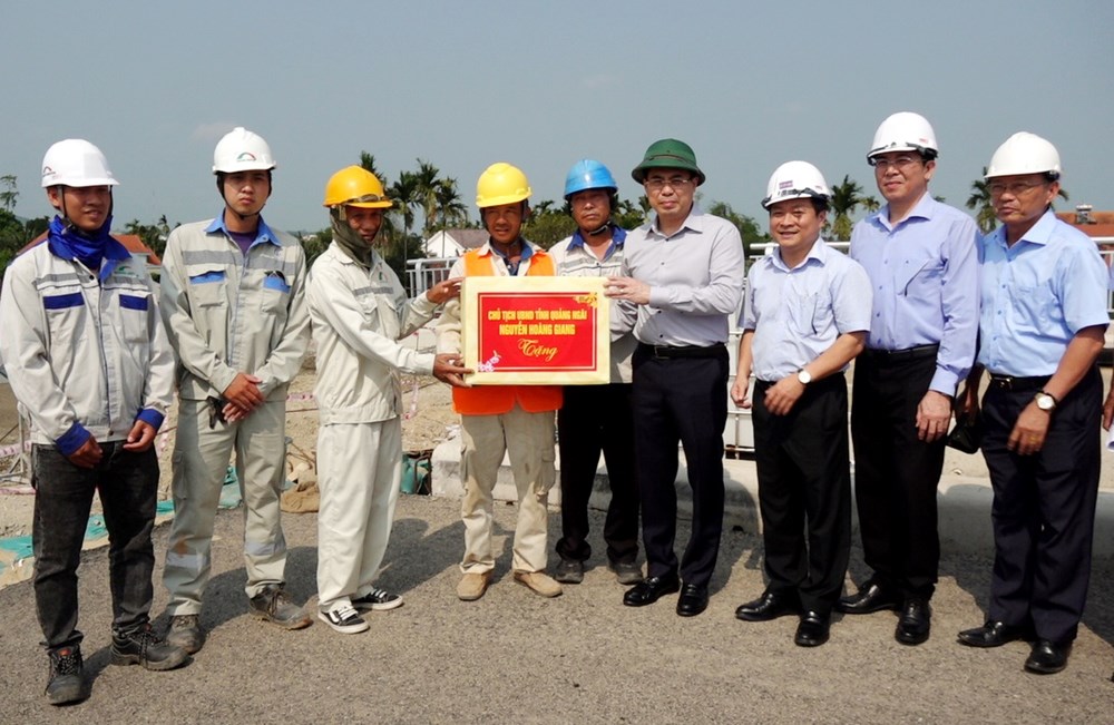 Sớm hoàn thiện hồ sơ pháp lý để đặt tên cầu Trà Khúc 3 - ảnh 4
