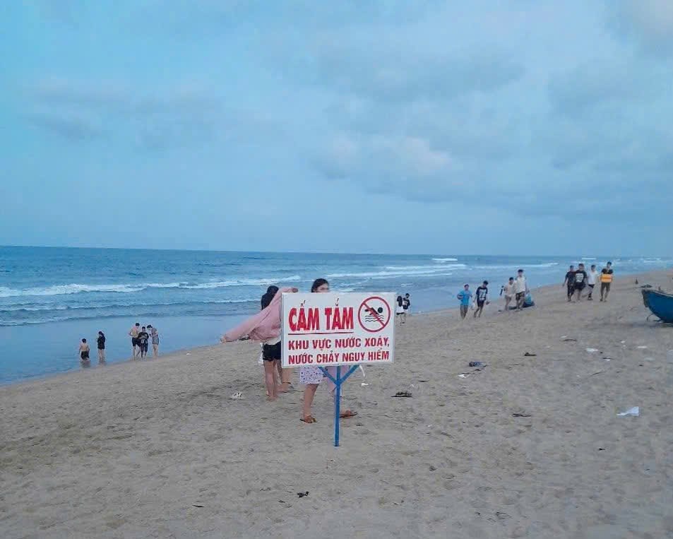 Quảng Ngãi rà soát các điểm du lịch tự phát tiềm ẩn nguy cơ mất an toàn - ảnh 1