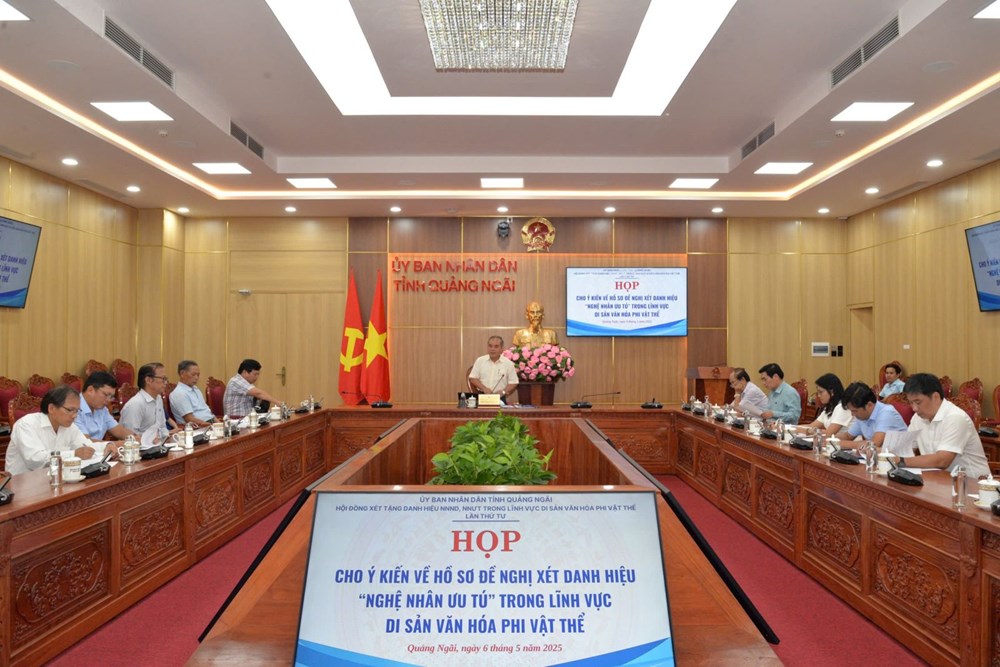Đề nghị xét tặng danh hiệu NNƯT di sản văn hóa phi vật thể cho 11 cá nhân - ảnh 1