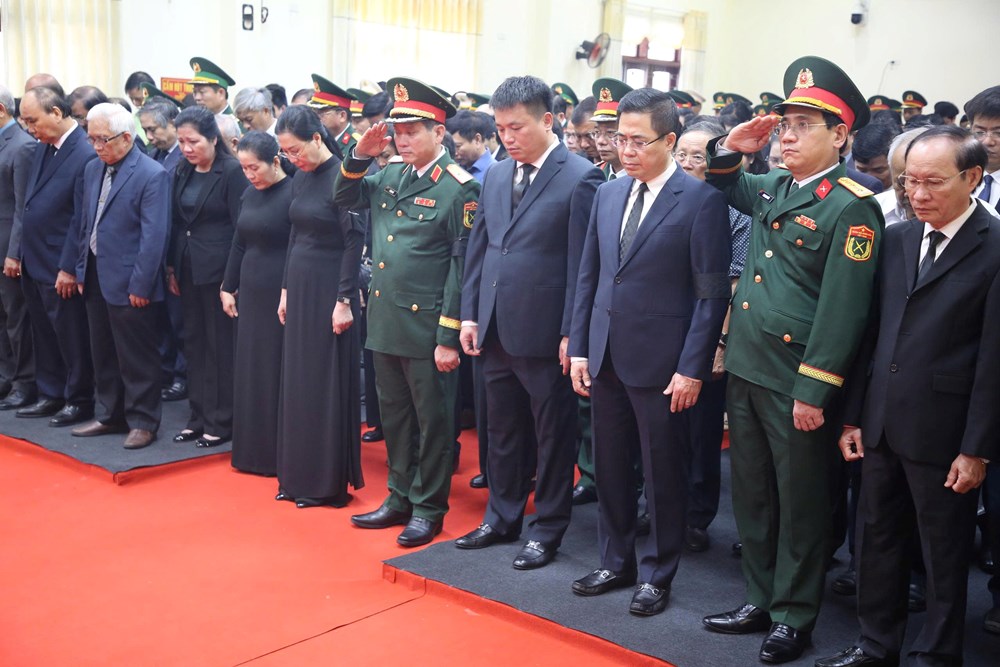 Lễ truy điệu nguyên Chủ tịch nước Trần Đức Lương tại quê nhà Quảng Ngãi - ảnh 2