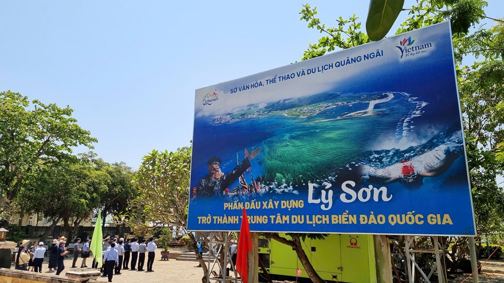 Lý Sơn phát triển du lịch cộng đồng, tạo việc làm ổn định cho người dân - ảnh 9
