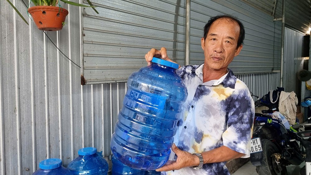 Vì sao người dân ở phường Phổ Thạnh chưa “mặn mà” sử dụng nước sạch? - ảnh 3