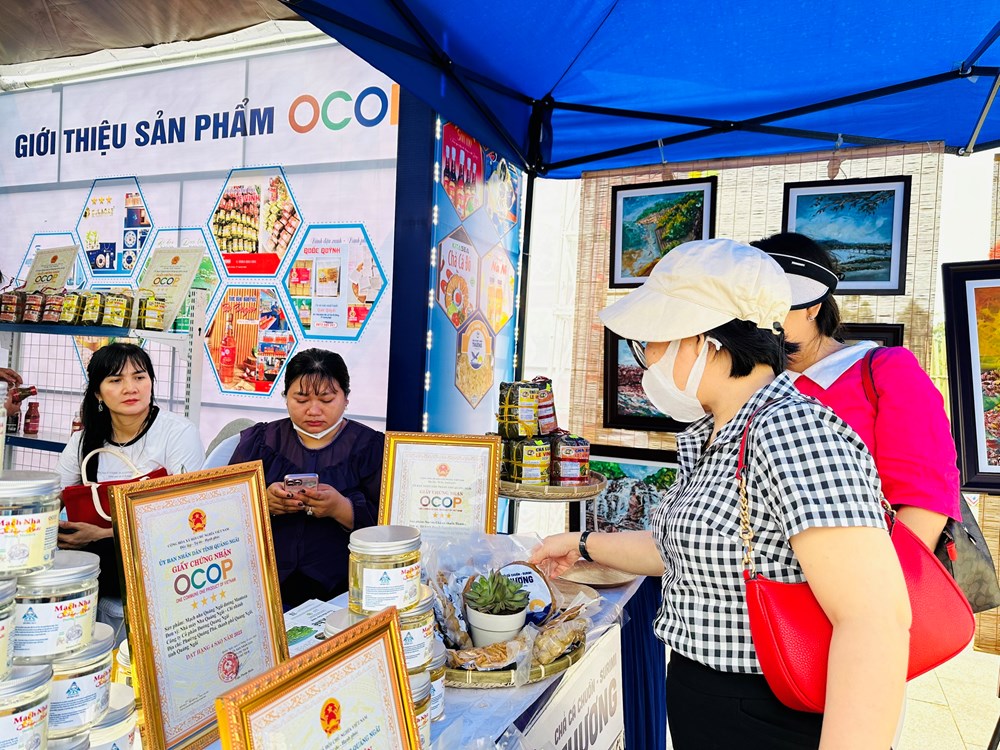 Quảng Ngãi mới có 640 sản phẩm OCOP từ 3 sao trở lên - ảnh 1
