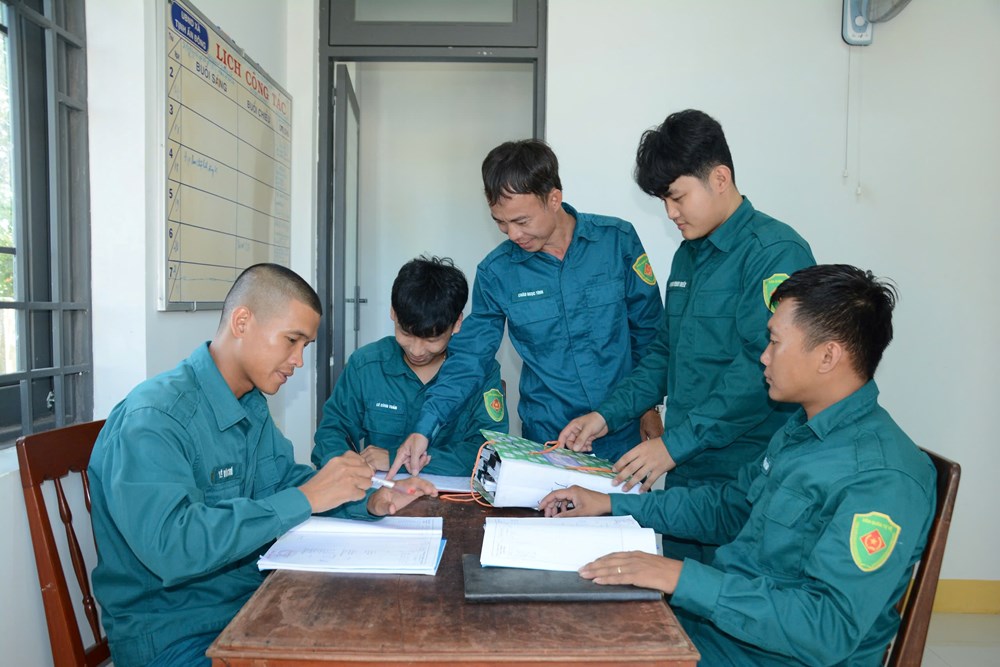 Lực lượng quân sự địa phương hoạt động hiệu quả sau sáp nhập - ảnh 2