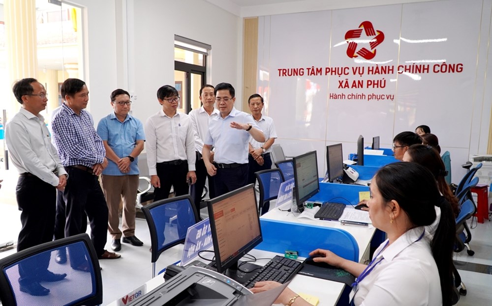 Bộ máy chính quyền mới vận hành ổn định, phục vụ nhân dân tốt hơn - ảnh 4