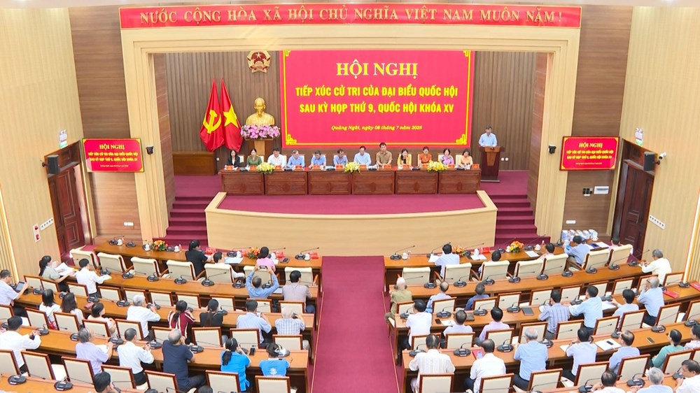 Phó Chủ tịch Quốc hội Trần Quang Phương tiếp xúc cử tri phường Cẩm Thành, Quảng Ngãi - ảnh 1