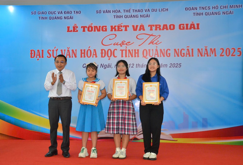 Trao giải Cuộc thi Đại sứ Văn hóa đọc tỉnh Quảng Ngãi năm 2025 - ảnh 4