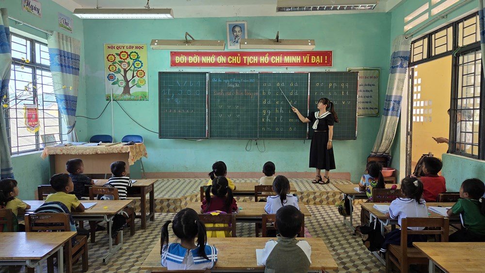 Tăng cường dạy tiếng Việt cho học sinh vùng đồng bào DTTS - ảnh 1