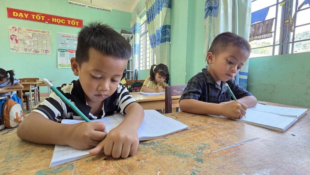 Tăng cường dạy tiếng Việt cho học sinh vùng đồng bào DTTS - ảnh 3