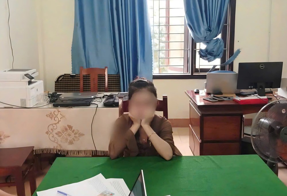 Kịp thời giải cứu tiếp viên karaoke bị chủ quán “quản thúc”, đòi tiền chuộc - ảnh 2