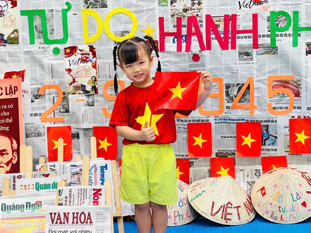 Lan tỏa tình yêu nước qua hình ảnh lá cờ Tổ quốc - ảnh 2