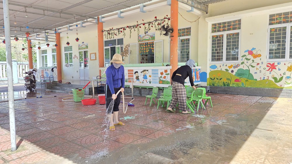 Vùng cao Quảng Ngãi sẵn sàng chào đón năm học mới - ảnh 1