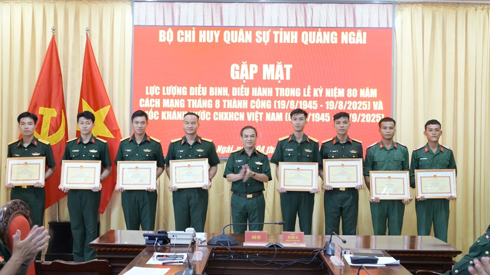 Gặp mặt, biểu dương lực lượng làm nhiệm vụ tại A80 - ảnh 3