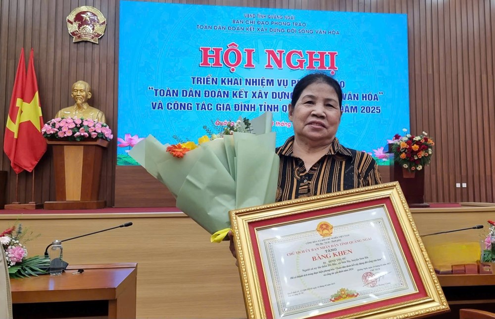 Người phụ nữ Hrê góp phần phát huy khối đại đoàn kết dân tộc - ảnh 4