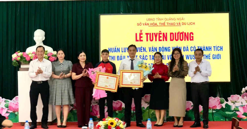 Tuyên dương, khen thưởng HLV, VĐV có thành tích thi đấu xuất sắc tại Giải Vô địch Wushu thế giới - ảnh 1