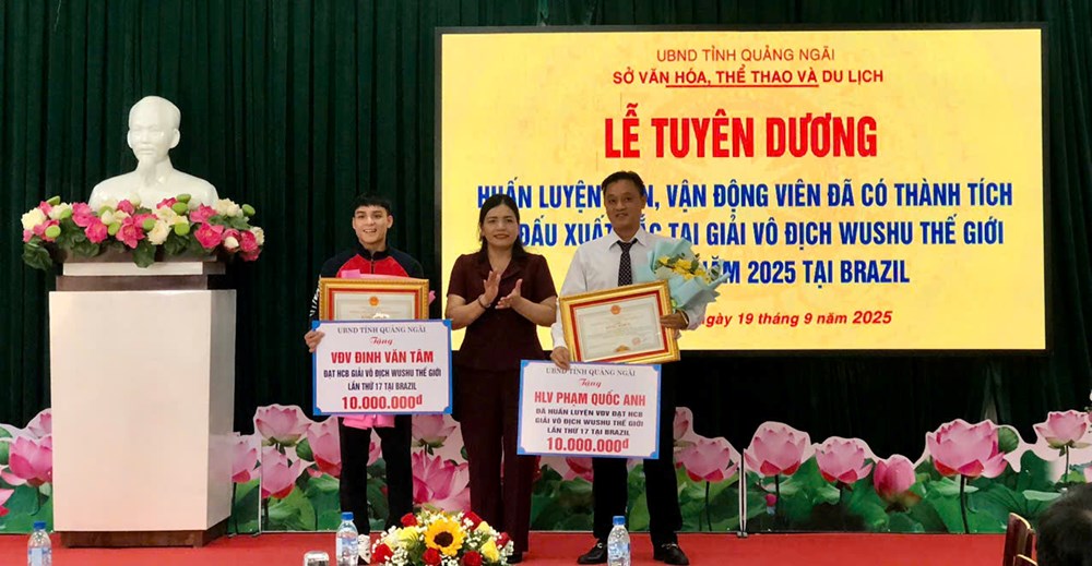 Tuyên dương, khen thưởng HLV, VĐV có thành tích thi đấu xuất sắc tại Giải Vô địch Wushu thế giới - ảnh 2