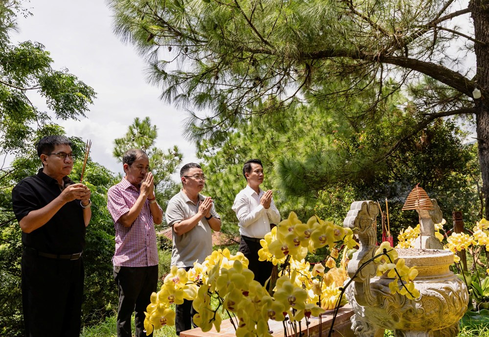 Báo Văn Hóa tri ân các Anh hùng liệt sĩ tại Quảng Trị - ảnh 7