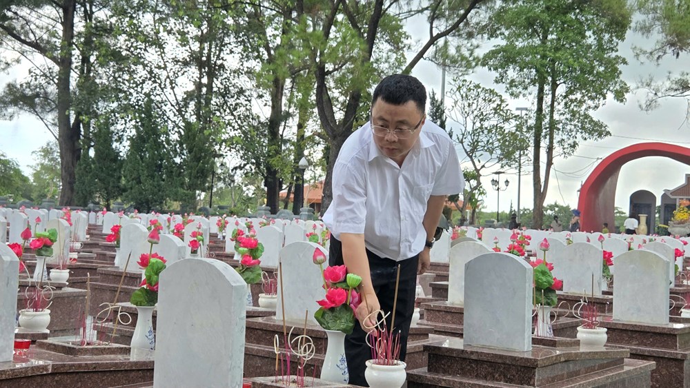 Báo Văn Hóa tri ân các Anh hùng liệt sĩ tại Quảng Trị - ảnh 3