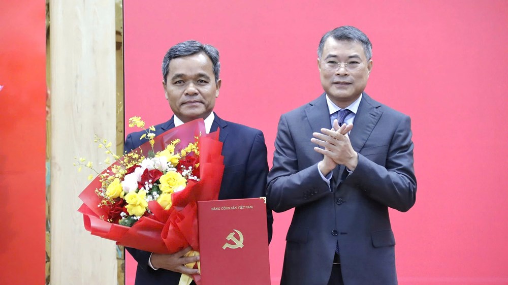 Thứ trưởng thường trực Bộ Dân tộc và Tôn giáo giữ chức Bí thư Tỉnh ủy Quảng Ngãi - ảnh 1