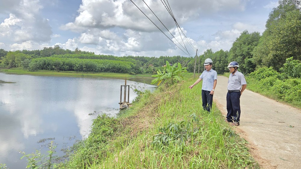Hồ đập xuống cấp, nguy cơ mất an toàn trong mùa mưa lũ - ảnh 7