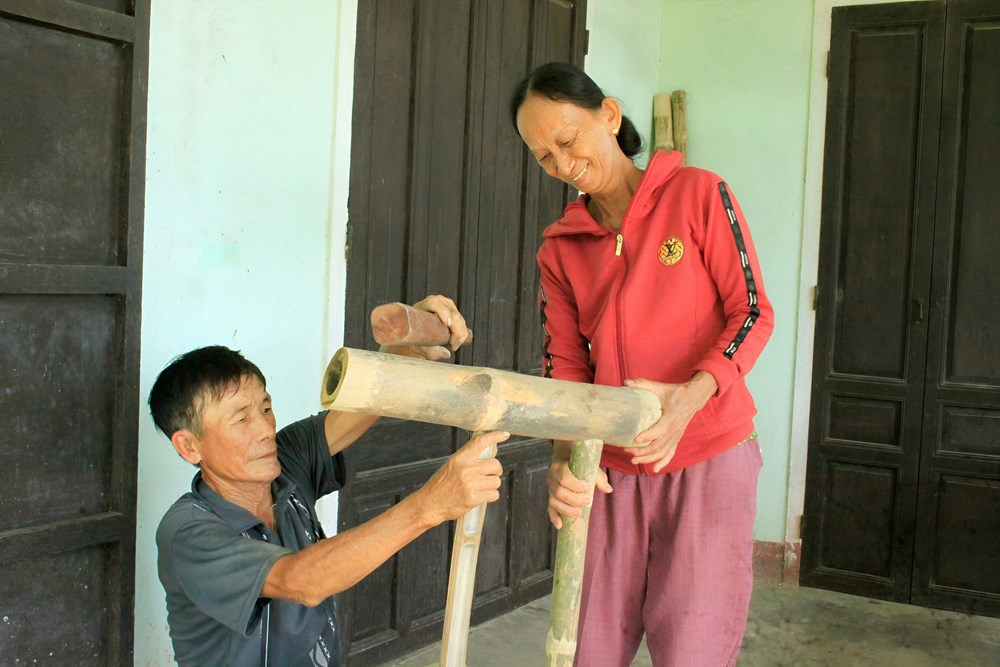 “Giữ lửa” nghề truyền thống từ cây tre làng - ảnh 2
