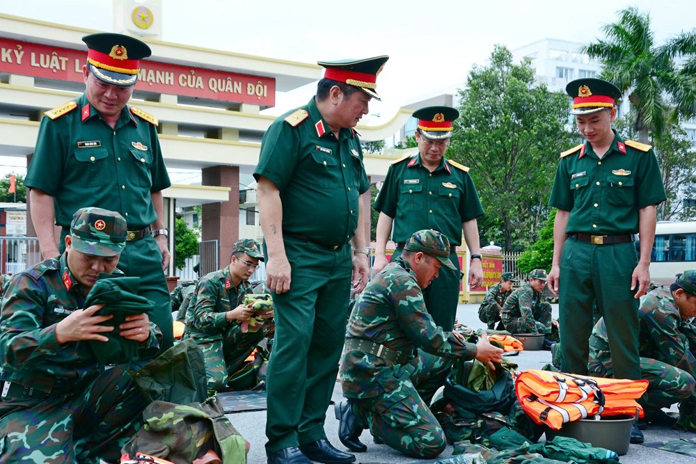 Sẵn sàng huy động lực lượng, phương tiện ứng phó các tình huống khẩn cấp về thiên tai - ảnh 3