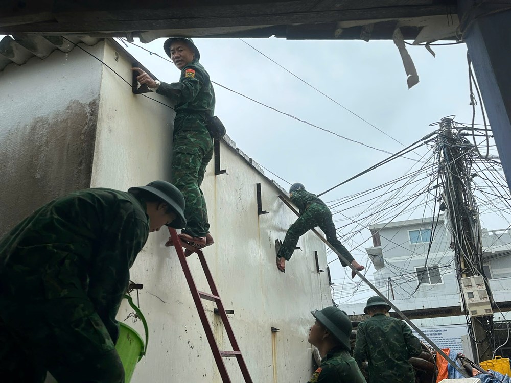 Đặc khu Lý Sơn bắt đầu có mưa, gió giật mạnh - ảnh 3