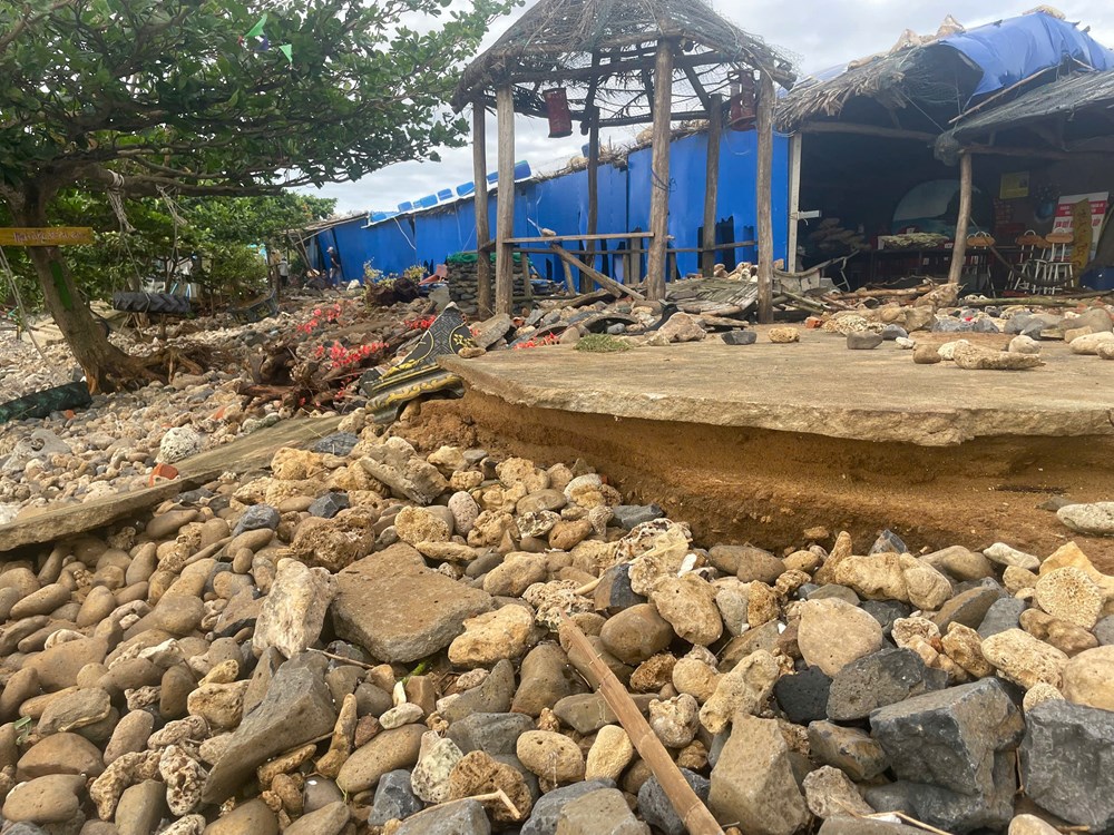 Các điểm di tích, du lịch ở Quảng Ngãi bị ảnh hưởng nặng do triều cường - ảnh 4