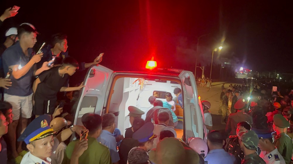 “Phép màu” đến với 3 người dân mất tích trên biển ở Lý Sơn - ảnh 1