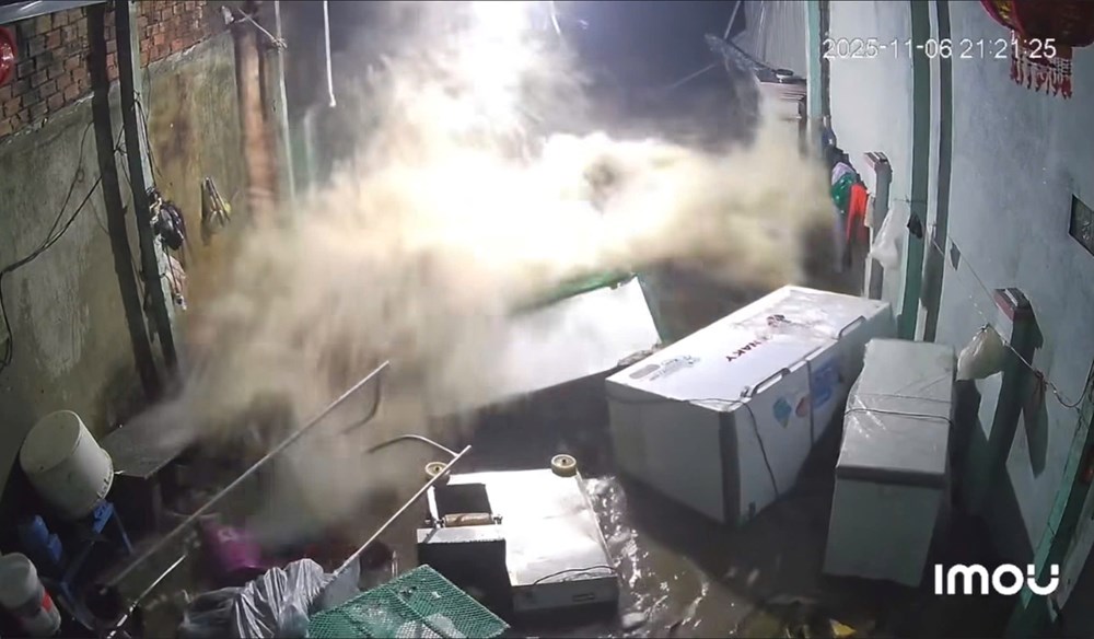 Nỗi ám ảnh về một đêm triều cường dữ dội - ảnh 1