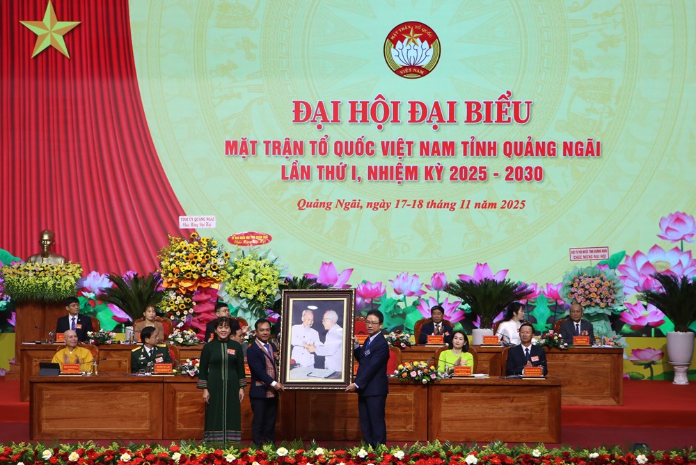 Quảng Ngãi xây mới, sửa chữa hơn 2.600 ngôi nhà cho hộ nghèo, hộ khó khăn - ảnh 4