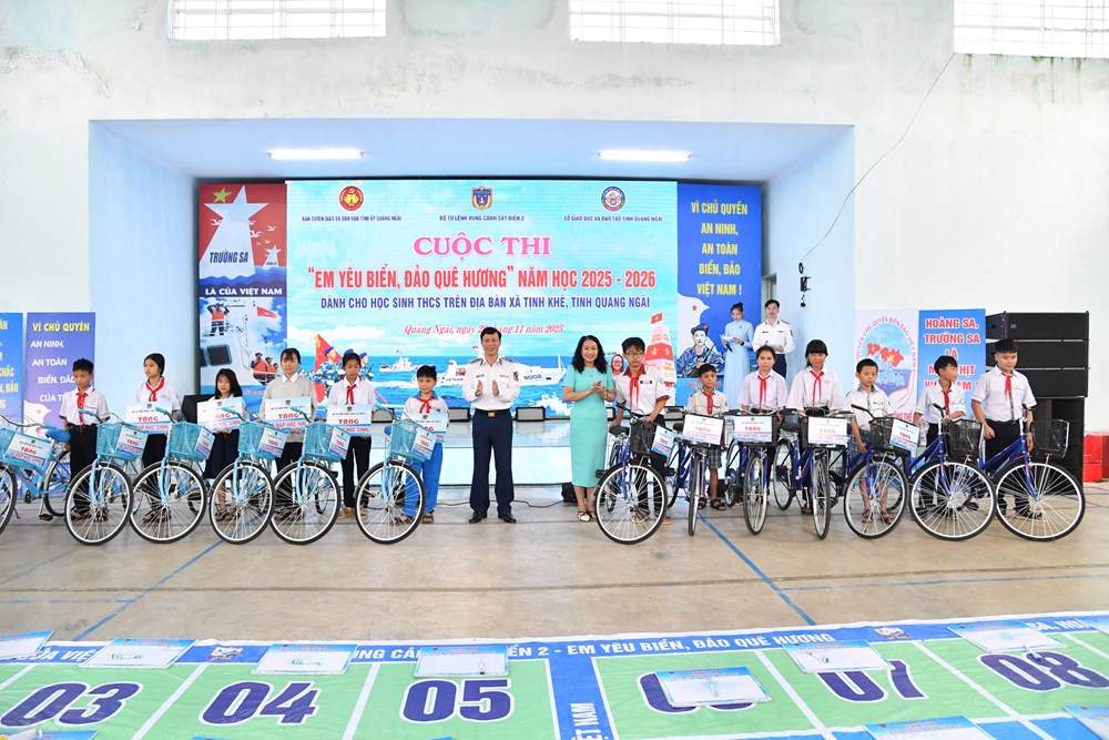Sôi nổi Cuộc thi “Em yêu biển, đảo quê hương”  - ảnh 4