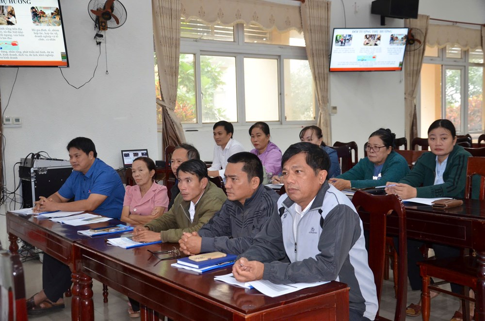 Nâng cao năng lực đội ngũ cán bộ làm công tác giảm nghèo - ảnh 3