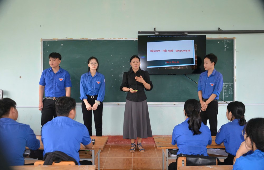 Nâng cao nhận thức của học sinh nông thôn về nghề nghiệp - ảnh 3