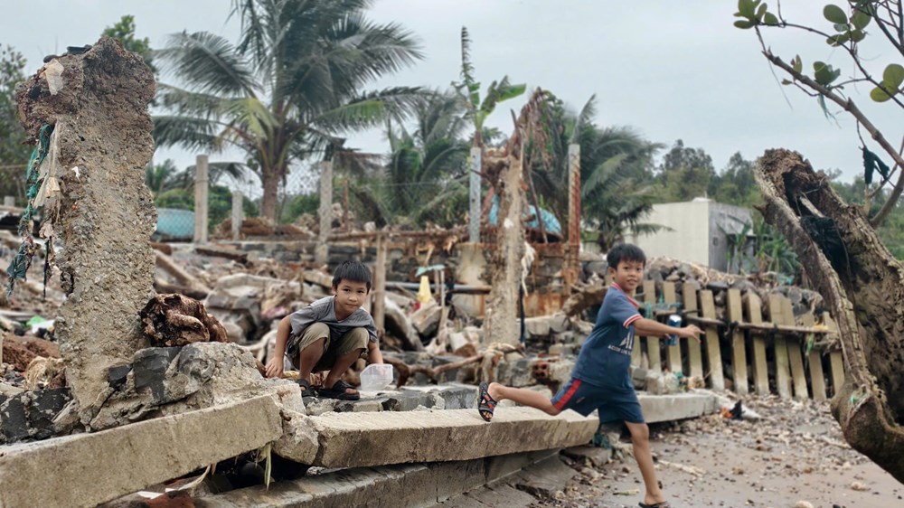 Người dân ven biển bất an khi nhà cửa đứng trước nguy cơ bị “xóa sổ” - ảnh 5