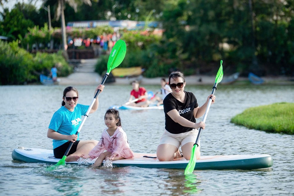 Quảng Ngãi đạt 3.700 tỉ đồng doanh thu từ du lịch  - ảnh 3