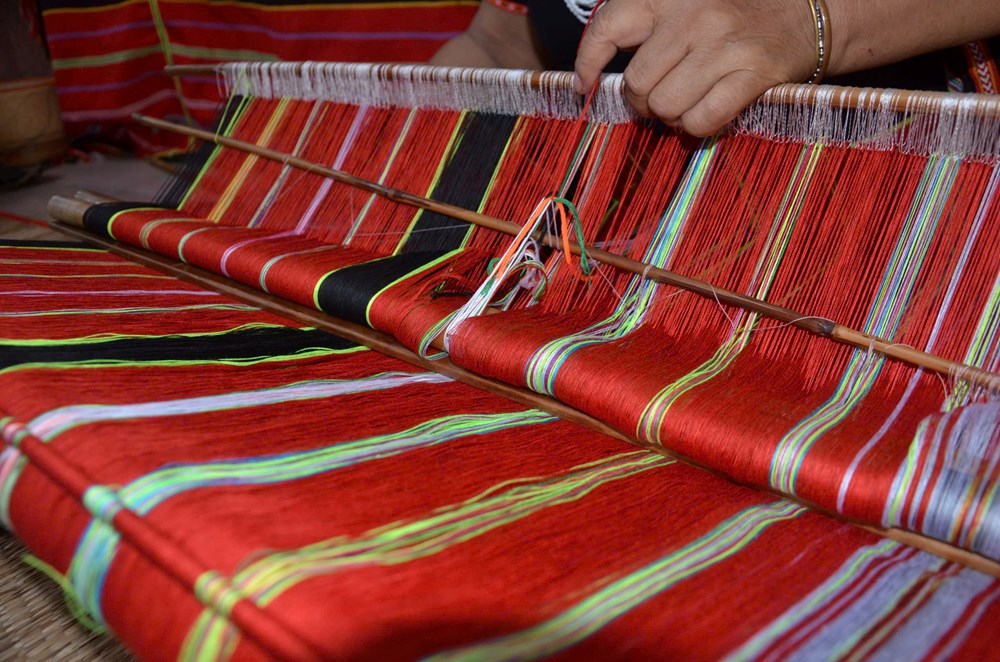 “Sắc màu thổ cẩm” tại Tuần Di sản Văn hoá Quảng Ngãi - ảnh 2