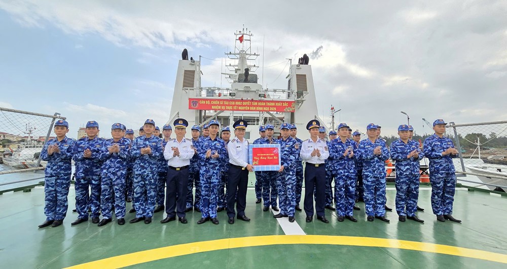 Ra khơi giữ biển khi Xuân về - ảnh 4